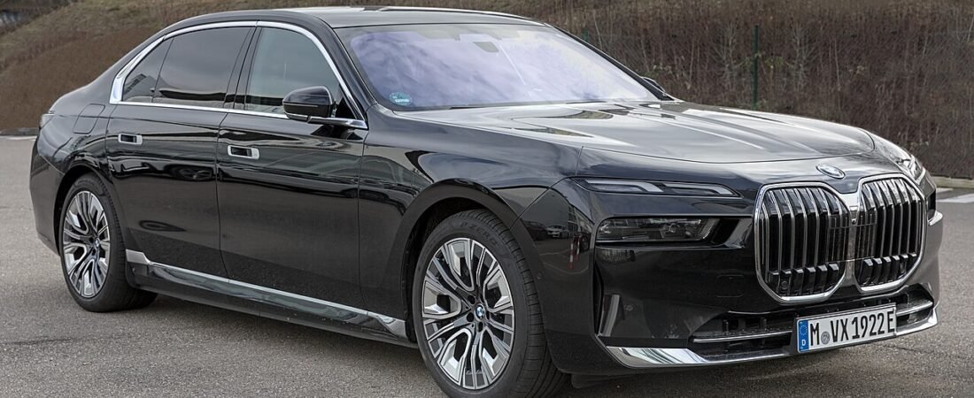BMW 7 Series (2023)