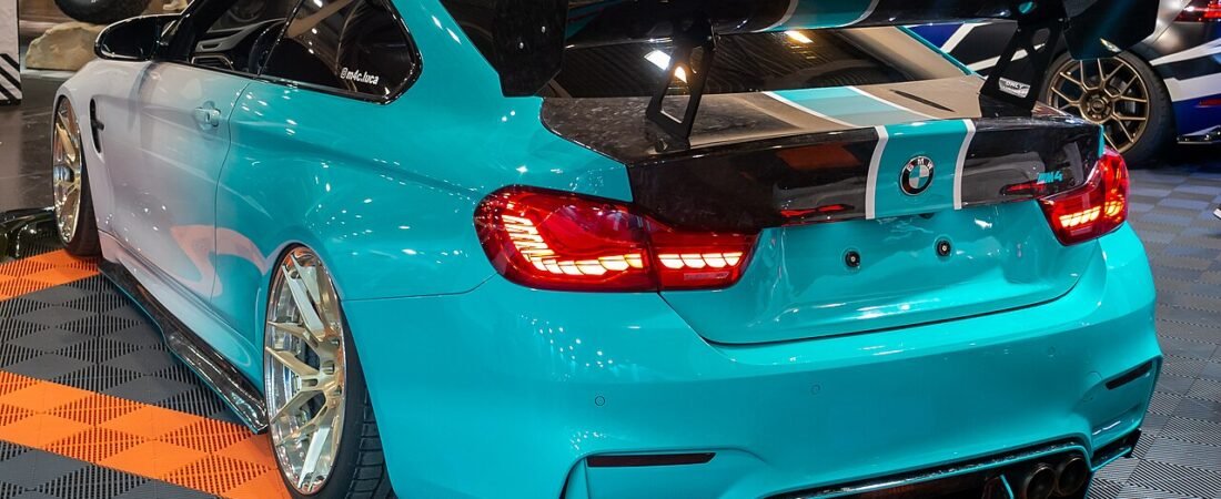 BMW M4 (2023)