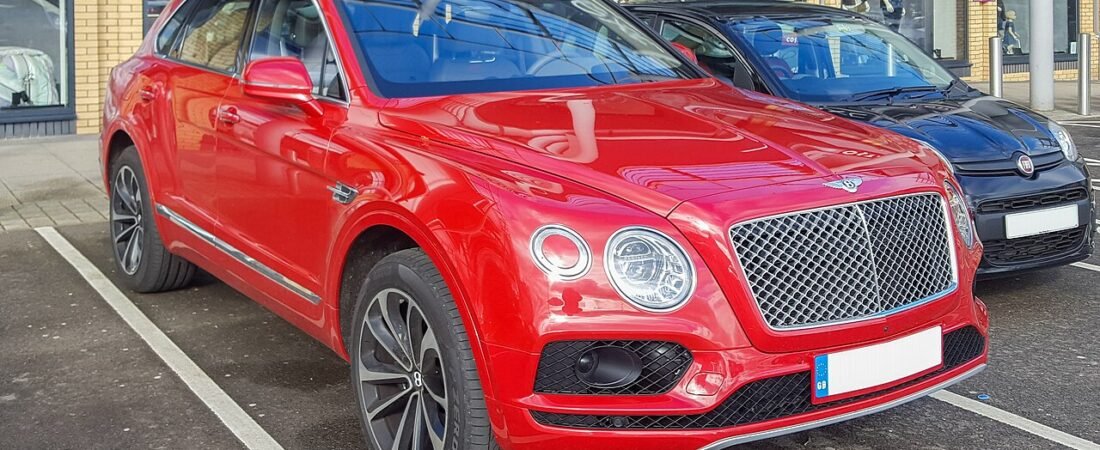 Bentley Bentayga (2023)