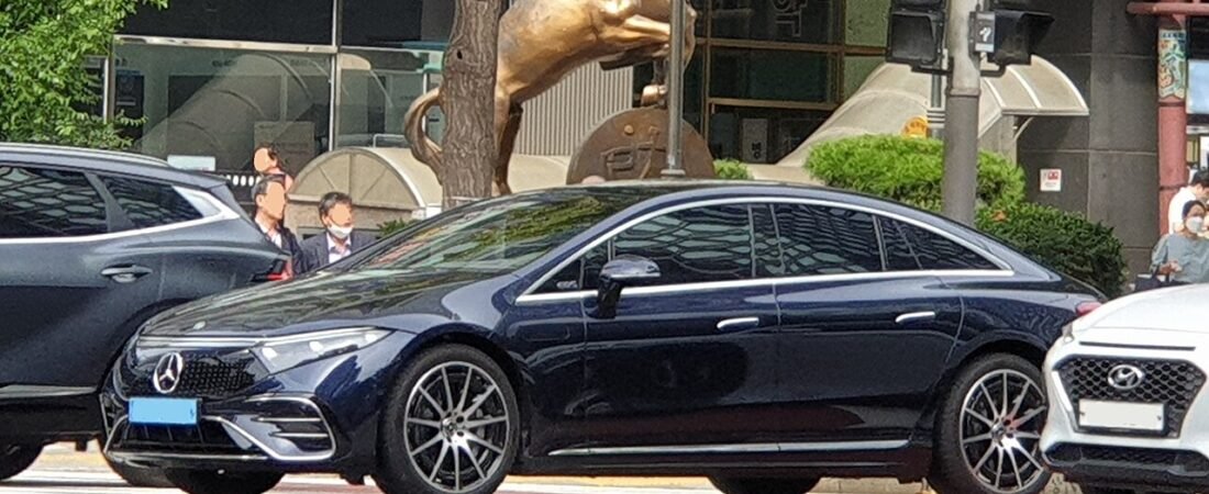 Mercedes-Benz EQS (2024)